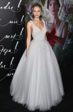 JENNIFER LAWRENCE at Mother! Premiere in New York 09/13/2017