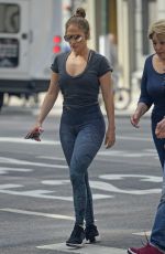 JENNIFER LOPEZ Heading to a Gym in New York 09/26/2017
