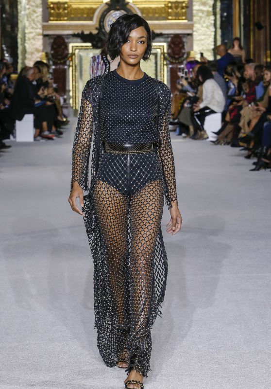 JOURDAN DUNN at Balmain Spring/Summer 2018 Fashion Show