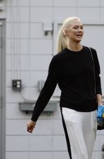 KARLIE KLOSS Leaves Fitness Shoot in West Hollywood 09/03/2017