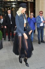 KARLIE KLOSS Leaves Her Hotel in Paris 09/26/2017