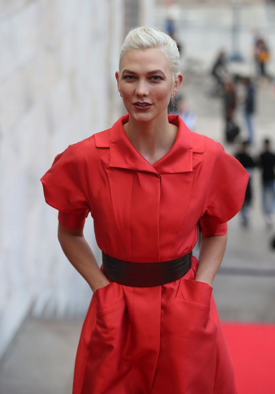 KARLIE KLOSS Out and About in Milan 09/25/2017