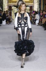 KASIA STRUSS at Balmain Spring/Summer 2018 Fashion Show