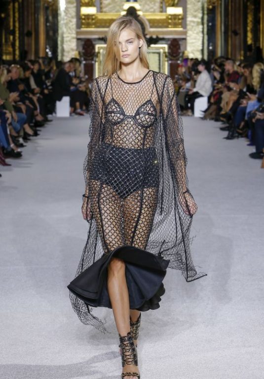 KATE GRIGORIEVA at Balmain Spring/Summer 2018 Fashion Show