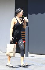 KATE HUDSON Heading to a Gym in Brentwood 09/02/2017