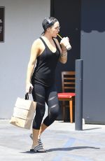 KATE HUDSON Heading to a Gym in Brentwood 09/02/2017