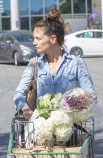KATIE HOLMES at Grocery Shopping in Los Angeles 09/27/2017