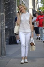 KELLY RUTHERFORD Out Shopping in New York 09/04/2017