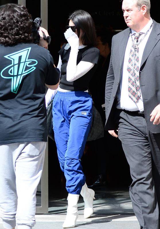 KENDALL JENNER Leaves Her Hotel in Milan 09/23/2017