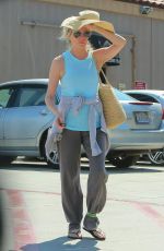 KIM BASINGER Heading to Pilates Class in Los Angeles 09/05/2017