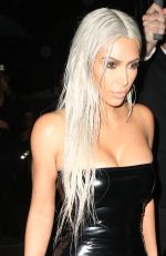 KIM KARDASHIAN Arrves at Tom Ford Fashion Show at New York Fashion Week 09/06/2017