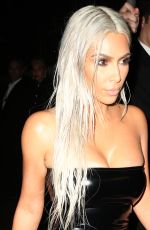 KIM KARDASHIAN Arrves at Tom Ford Fashion Show at New York Fashion Week 09/06/2017