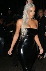 KIM KARDASHIAN Arrves at Tom Ford Fashion Show at New York Fashion Week 09/06/2017