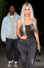 KIM KARDASHIAN Leaves Giorgio Baldi Restaurant in Santa Monica 09/24/2017
