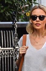 KYLIE MINOGUE Out and About in London //
