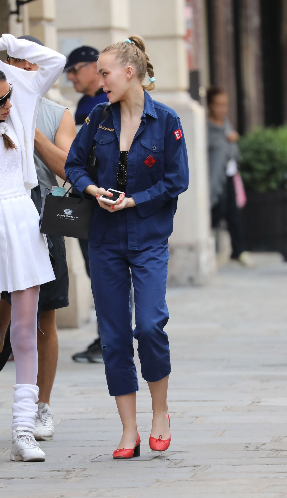 LILY-ROSE DEPP Our Shopping in Paris 08/31/2017 – HawtCelebs
