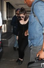 LORDE Arrives at LAX Airport in Los Angeles 09/21/2017