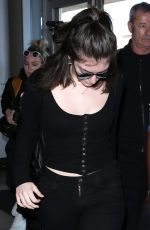 LORDE Arrives at LAX Airport in Los Angeles 09/21/2017