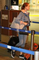 MADELAINE PETSCH at Vancouver Airport 09/24/2017