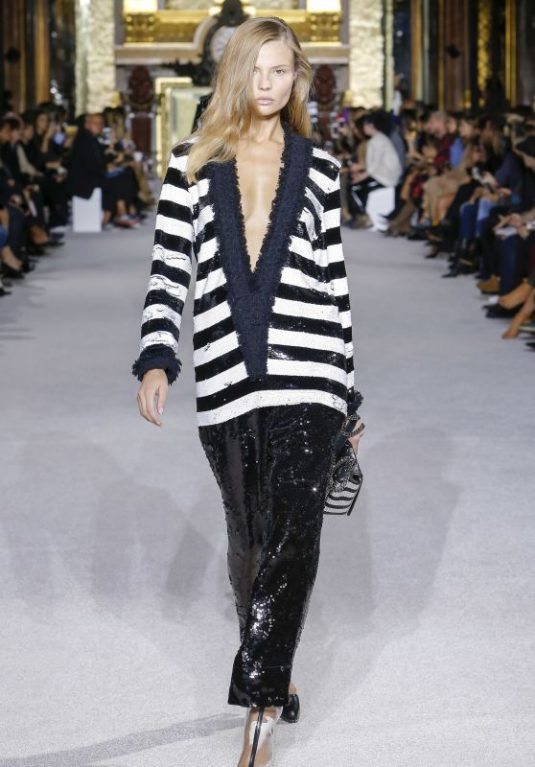MAGDALENA FRACKOWIAK at Balmain Spring/Summer 2018 Fashion Show