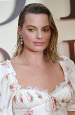 MARGOT ROBBIE at Goodbye Christopher Robin Premiere in London 0(/20/2017