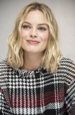 MARGOT ROBBIE at Goodbye Christopher Robin Press Conference in London 09/19/2017