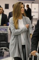 MARIA MENOUNOS at Los Angeles international Airport 09/27/2017