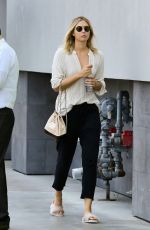 MARIA SHARAPOVA Leaves a Nail Aalon in Manhattan Beach 09/16/2017