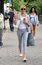 MARLA MAPLES Walks Out at Central Park in New York 09/11/2017