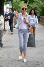 MARLA MAPLES Walks Out at Central Park in New York 09/11/2017