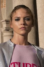 MARTHA HUNT at Alberta Ferretti Spring/Summer 2018 Fashion Show