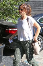 MINKA KELLY Shopping at XIV Karats, Ltd in Beverly Hills 09/12/2017