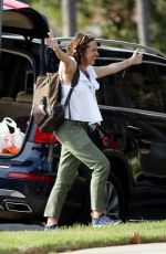 MOLLY SHANNON Arrives at Her Home 09/03/2017
