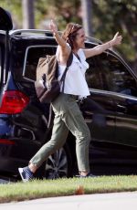 MOLLY SHANNON Arrives at Her Home 09/03/2017