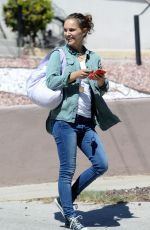 NATALIE PORTMAN Out and About in Silver Lake 09/27/2017