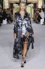 NATASHA POLY at Balmain Spring/Summer 2018 Fashion Show