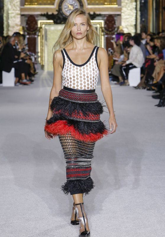 NATASHA POLY at Balmain Spring/Summer 2018 Fashion Show