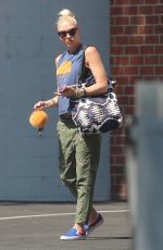 Pregnant GWEN STEFANI Out in Los Angeles 09/26/2017