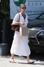 RACHEL HUNTER Leaves a Salon in West Hollywood 09/01/2017