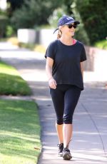 REESE WITHERSPOON Out in Los Angeles 09/25/2017