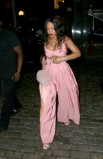 RIHANNA Out for Dinner in New York 09/16/2017