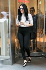 RUMER WILLIS  Leaves SiriusXM Studio in New York 09/25/2017