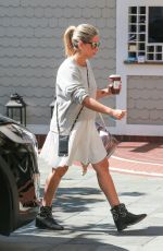 SARAH MICHELLE GELLAR Out for Coffee in Santa Monica 09/21/2017