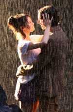 SELENA GOMEZ Kissing on the Rain on the Set of Untitled Woody Allen Project 09/26/2017