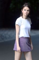 SELENA GOMEZ on the Set of New Woody Allen Movie in New York 09/26/2017