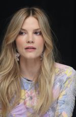 SYLVIA HOEKS at Blade Runer 2049 Photocall in Los Angeles 09/24/2017
