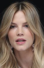 SYLVIA HOEKS at Blade Runer 2049 Photocall in Los Angeles 09/24/2017