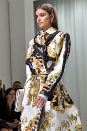 TAYLOR HILL at Versace Fashion Show at Milan Fashion Week