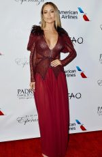 ZULAY HENAO at Padres Contra El Cancer
