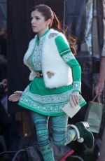 ANNA KENDRICK on the Set of Nicole in Vancouver 10/28/2017